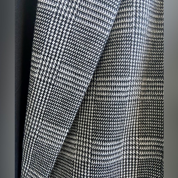 Beautiful Women’s blazer. Size XXL. Ricki’s. Fully lined. BNWT! Pockets. - Picture 8 of 8